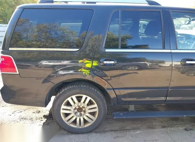 5LMJJ2J51BEJ00677 2011 2011 Lincoln Navigator 6