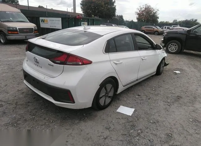 KMHC75LC4NU266581 2022 2022 Hyundai Ioniq- Hybrid SE 4