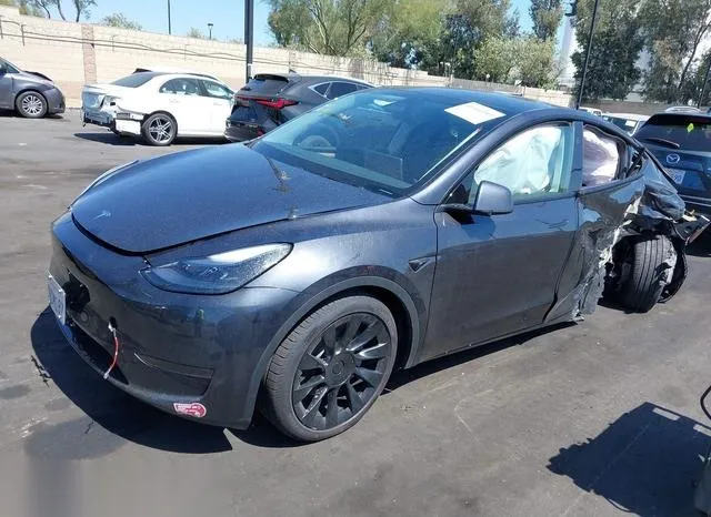 7SAYGDED8RF125511 2024 2024 Tesla Model Y- Long Range Dual 2