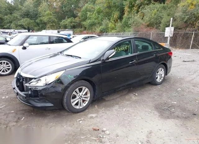 5NPEB4AC7EH929905 2014 2014 Hyundai Sonata- Gls 2