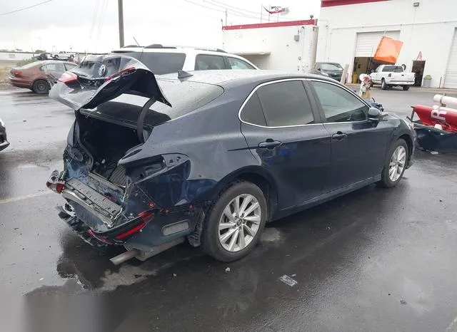 4T1C11BK7MU033893 2021 2021 Toyota Camry- Le Awd 4