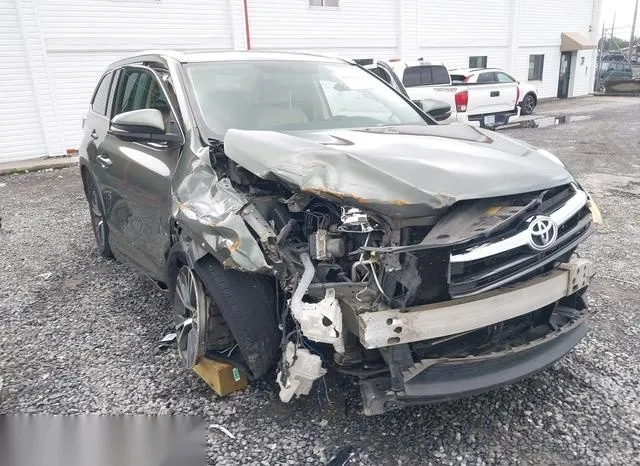 5TDKKRFH9GS128927 2016 2016 Toyota Highlander- Xle V6 6