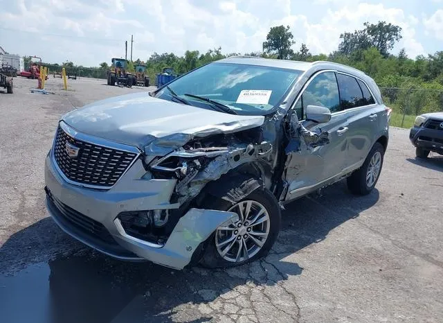 1GYKNCRS9PZ111727 2023 2023 Cadillac XT5- Fwd Premium Luxury 2