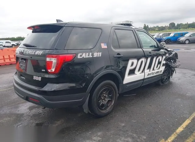 1FM5K8AR8JGB12996 2018 2018 Ford Police Interceptor Utility 4