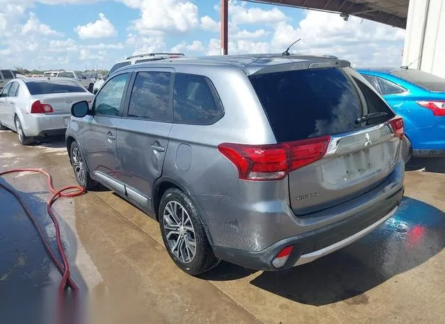 JA4AD3A32GZ018986 2016 2016 Mitsubishi Outlander- SE 3