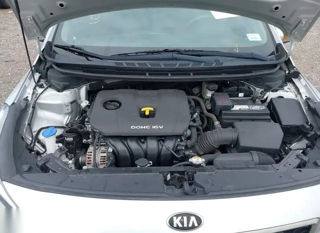 3KPFL4A75JE170495 2018 2018 KIA Forte- LX 10