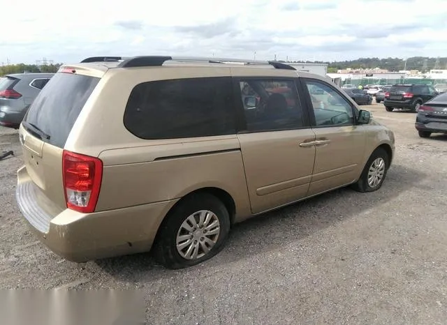 KNDMG4C77B6410372 2011 2011 KIA Sedona- LX 4