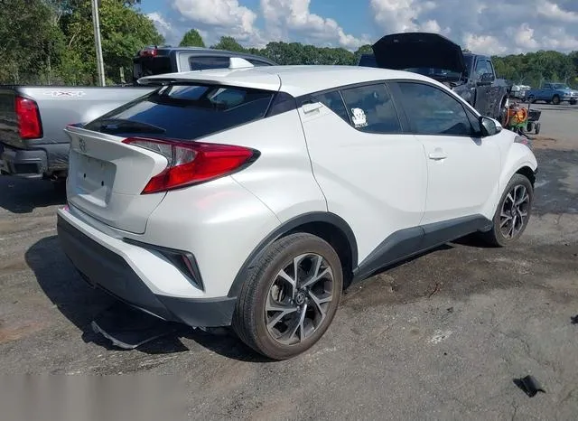 NMTKHMBX0NR145819 2022 2022 Toyota C-HR- Xle 4