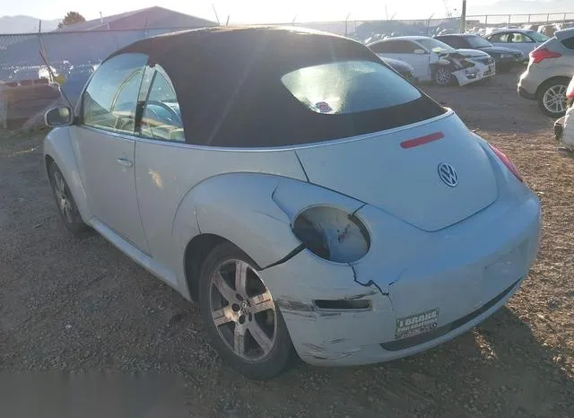 3VWRF31Y06M301169 2006 2006 Volkswagen New Beetle- 2-5 6