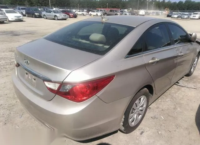 5NPEB4AC9BH094112 2011 2011 Hyundai Sonata- Gls 4