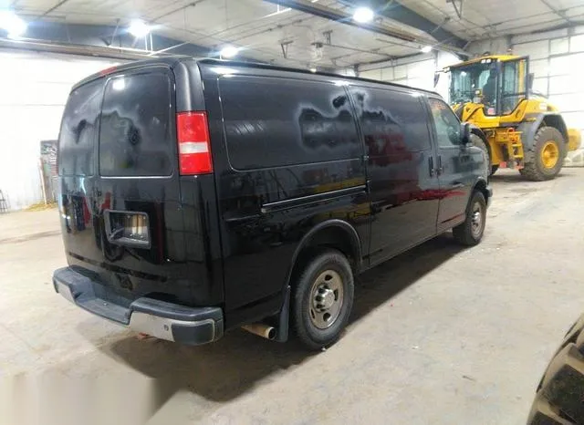 1GCWGAFP5J1185884 2018 2018 Chevrolet Express 2500- Work Van 4