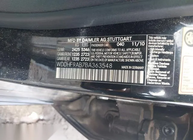 WDDHF9AB7BA363548 2011 2011 Mercedes-Benz E 550- 4Matic 9