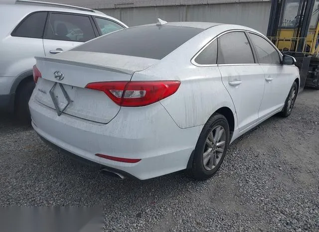 5NPE24AF3FH006123 2015 2015 Hyundai Sonata- SE 4