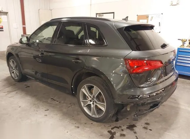 WA1CNAFY4K2116563 2019 2019 Audi Q5- 45 Premium 3