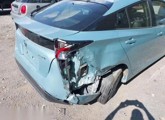 JTDKARFU2H3042667 2017 2017 Toyota Prius- Four 6