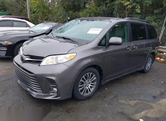 5TDYZ3DCXKS993053 2019 2019 Toyota Sienna- Xle 8 Passenger 2