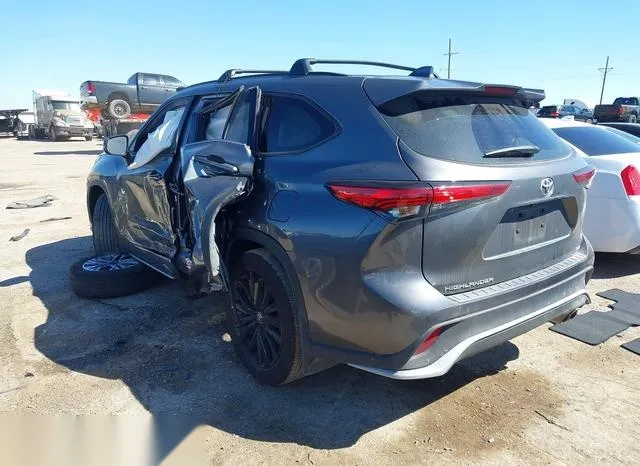 5TDKDRAH7PS516904 2023 2023 Toyota Highlander- Xse 3