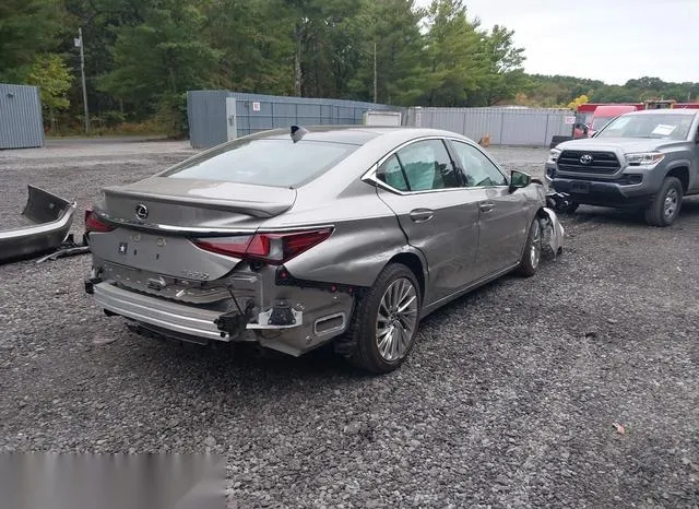 58AEZ1B16MU093469 2021 2021 Lexus ES- 350 Luxury 4