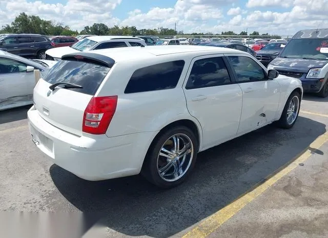 2D4FV47T58H130059 2008 2008 Dodge Magnum 4