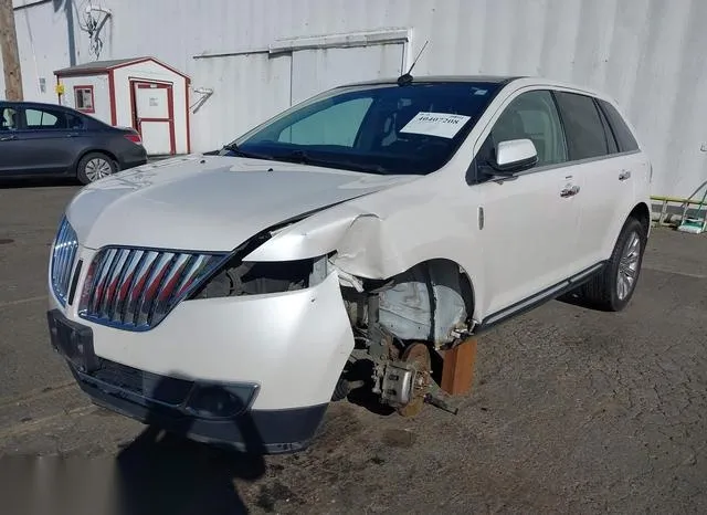 2LMDJ8JK4FBL29109 2015 2015 Lincoln MKX 2