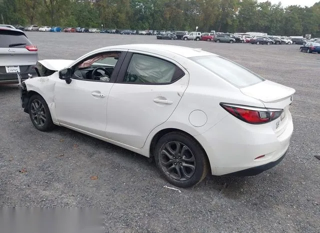 3MYDLBYV0KY521704 2019 2019 Toyota Yaris- LE 3