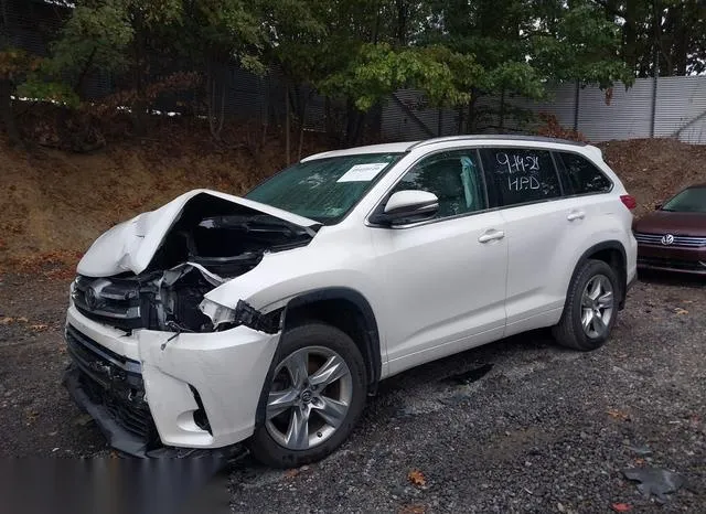 5TDDZRFH0KS733397 2019 2019 Toyota Highlander- Limited 2