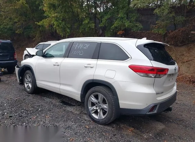 5TDDZRFH0KS733397 2019 2019 Toyota Highlander- Limited 3