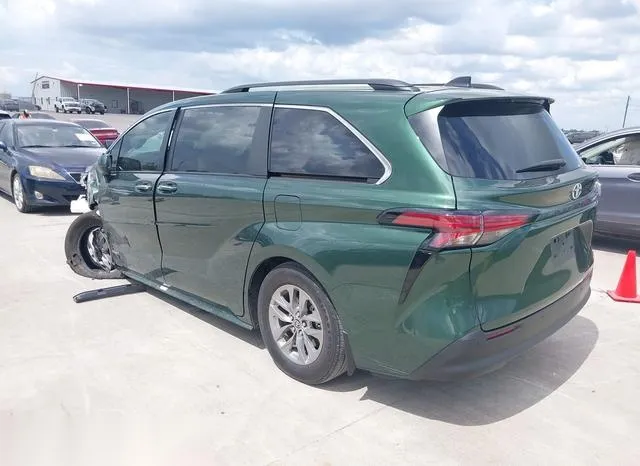 5TDYRKEC7MS074509 2021 2021 Toyota Sienna- Xle 3