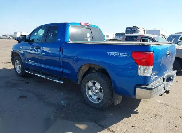 5TFUW5F19AX146239 2010 2010 Toyota Tundra- Grade 5-7L V8 3