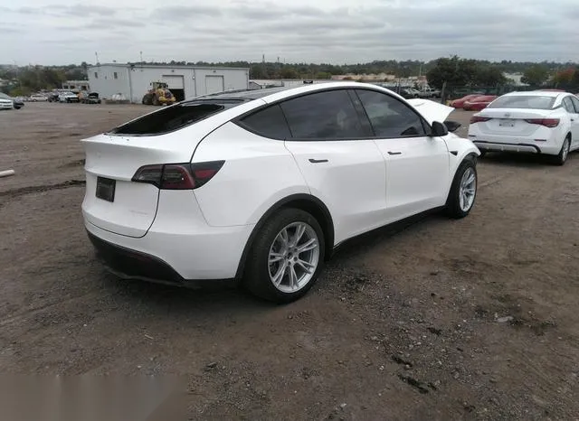 7SAYGDEE9PA163557 2023 2023 Tesla Model Y 4