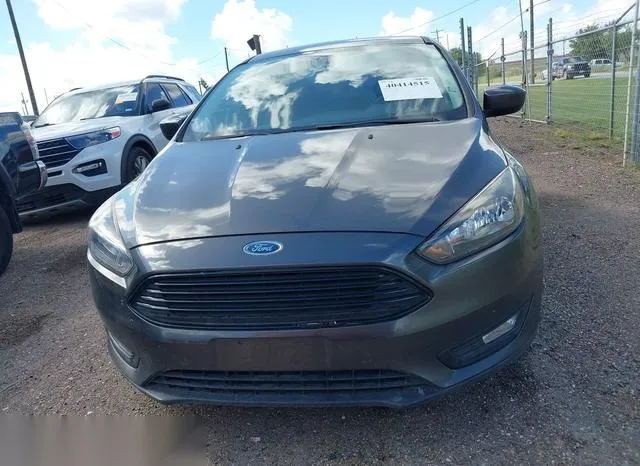 1FADP3FEXJL210578 2018 2018 Ford Focus- SE 6