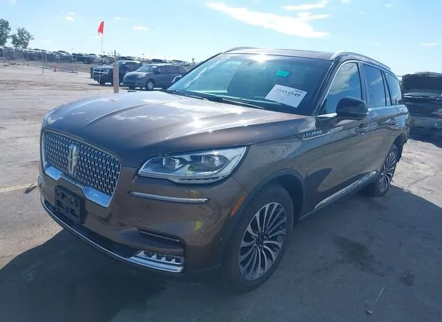 5LM5J7XC0NGL18851 2022 2022 Lincoln Aviator- Reserve 2