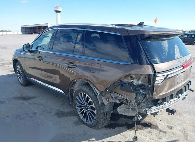 5LM5J7XC0NGL18851 2022 2022 Lincoln Aviator- Reserve 3