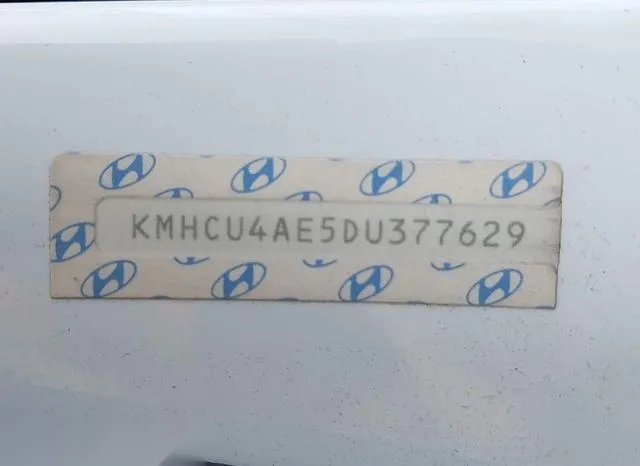 KMHCU4AE5DU377629 2013 2013 Hyundai Accent- Gls 9