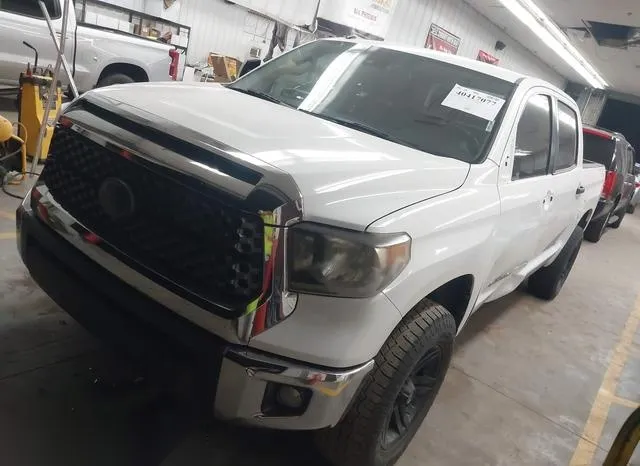 5TFDY5F13JX686390 2018 2018 Toyota Tundra- Sr5 5-7L V8 2