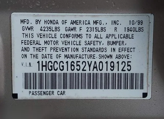 1HGCG1652YA019125 2000 2000 Honda Accord- 3-0 EX 9