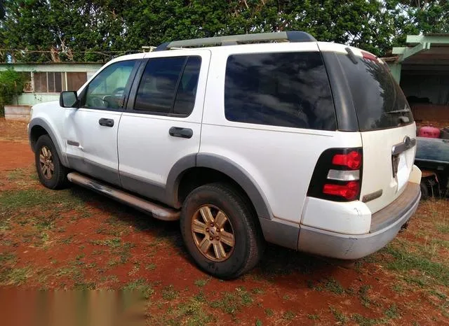 1FMEU63E76UB55792 2006 2006 Ford Explorer- Xlt 3