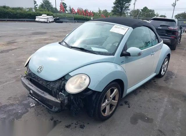 3VWRG3AL0AM007099 2010 2010 Volkswagen New Beetle- 2-5L Fin 2