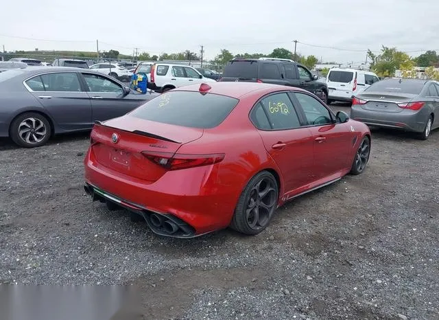 ZARFAMEV2K7604376 2019 2019 Alfa Romeo Giulia- Quadrifoglio Rwd 4