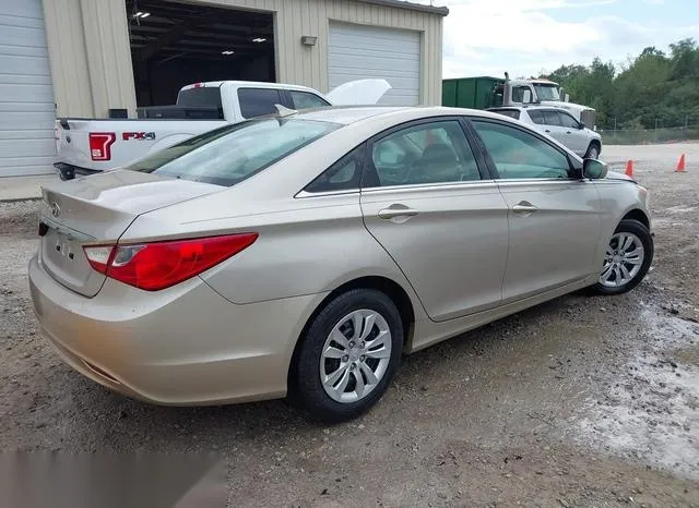 5NPEB4ACXBH109247 2011 2011 Hyundai Sonata- Gls 4