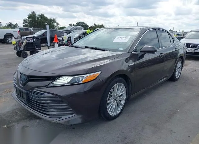 4T1B21HK2JU500942 2018 2018 Toyota Camry- Hybrid Xle 2