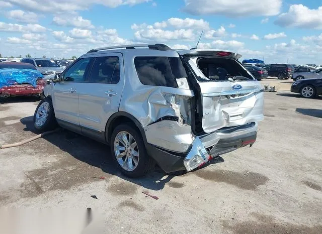 1FMHK7D83BGA50421 2011 2011 Ford Explorer- Xlt 3