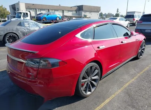 5YJSA1H43FF082819 2015 2015 Tesla Model S- 85D/P85D 4