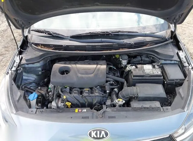 3KPA24AB1KE216858 2019 2019 KIA Rio- S 10