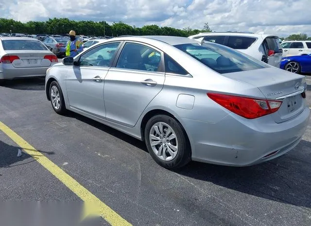 5NPEB4AC4CH452928 2012 2012 Hyundai Sonata- Gls 3