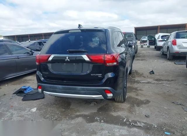 JA4AD3A39JJ000586 2018 2018 Mitsubishi Outlander- Sel 4