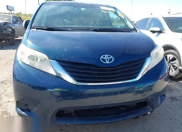 5TDKA3DCXBS006822 2011 2011 Toyota Sienna- LE 6