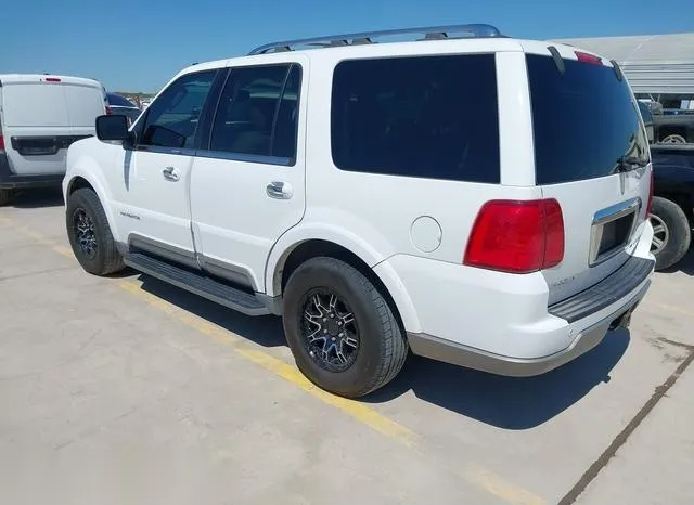 5LMFU27R03LJ10718 2003 2003 Lincoln Navigator 3