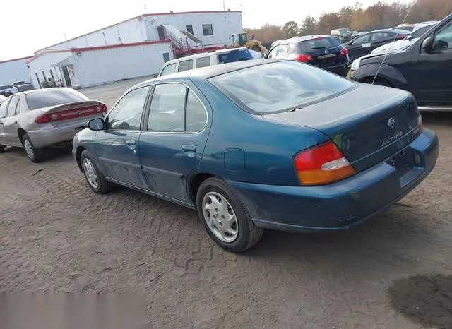 1N4DL01D0WC266724 1998 1998 Nissan Altima- Gle/Gxe/Se/Xe 3