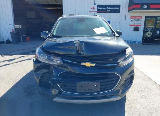 3GNCJPSB0HL261880 2017 2017 Chevrolet Trax- LT 6